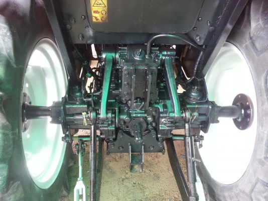 ยันร์ม่า EF352T 4 WD 2 เพลา สภาพสวยใช้งานใด้ปรกติ