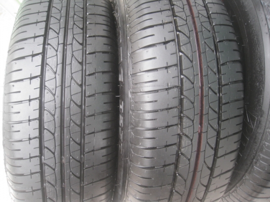 ขายล้อกะทะป้ายแดง nissan almera 14" พร้อมยางปี14 สนใจติดต่อเล็กคลองสามครับ 081-3747940