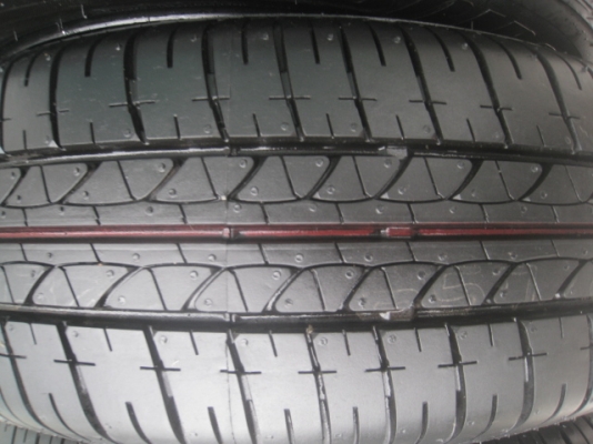 ขายล้อกะทะป้ายแดง nissan almera 14" พร้อมยางปี14 สนใจติดต่อเล็กคลองสามครับ 081-3747940