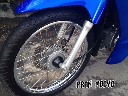 ขายHonda wave 110i สีน้ำเงินขาว ปี2014(สตาร์มือ)