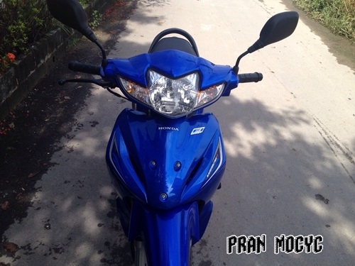 ขายHonda wave 110i สีน้ำเงินขาว ปี2014(สตาร์มือ)