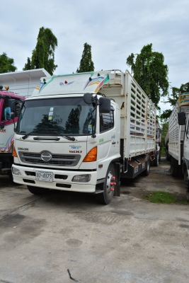 HINO MEGA S500 FG 220 hp CNG จากศูนย์  กระบะเหล็กคอกสูงยาว 7.20 m