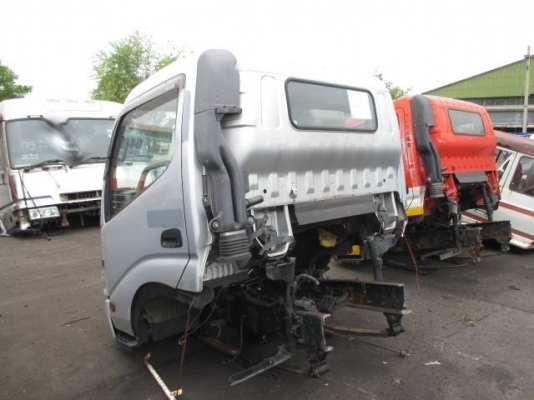 ขายหัวเก๋ง Hino dutro รุ่นหัวกว้าง