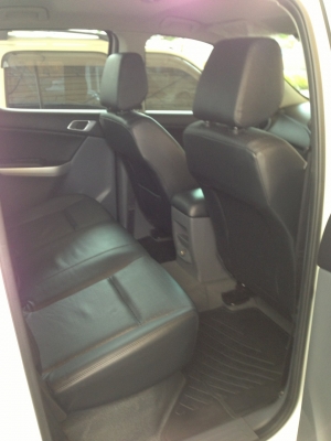 ส่วนลด 150,000 ออกรถ 35,000 bt50 Pro 2.2 A/T 4ประตู ยกสูง