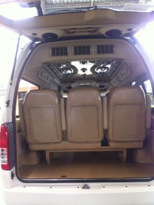 ขายรถตู้ป้ายแดงพร้อมตกแต่ง