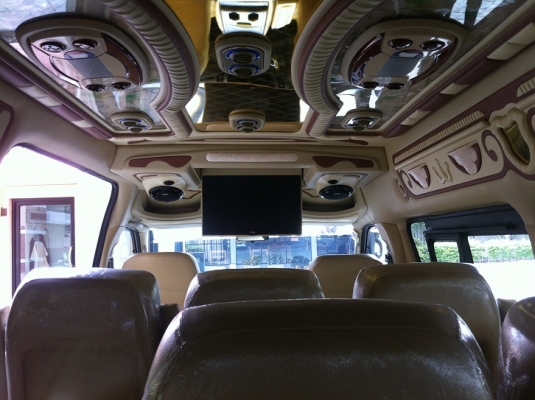 ขายรถตู้ป้ายแดงพร้อมตกแต่ง ขายรถตู้ป้ายแดงพร้อมตกแต่ง