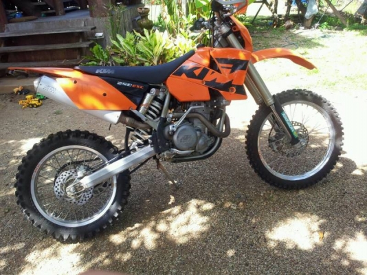 เพื่อนฝากขายครับ KTM 250EXC ปี2004 เอกสารอินวอย(ขายแล้วครับ)