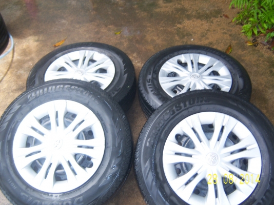 กะทะพร้อมยาง 205 70 15 1ชุด