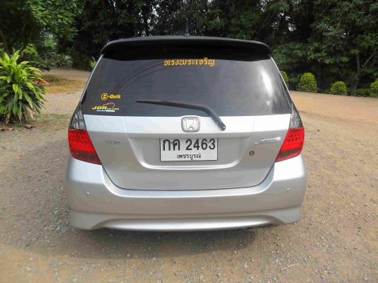 HONDA JAZZ เครื่องยนต์ VTEC 1.5 ปี 2006 สภาพสวยพร้อมใช้