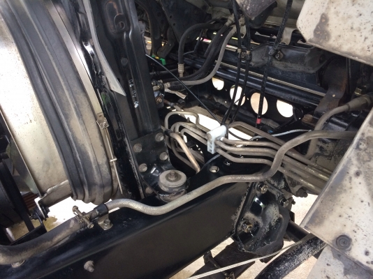 มาอีกแล้วครับ6ล้อเดก้าปี2001สวยพร้อมใช้ครับ