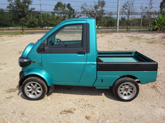 DAIHATSU  MIDGET II สุดจี๊ด...!!!