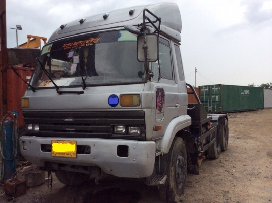 ขายหัวลากNISAN CW430 290แรงม้า สภาพสวยพร้อมใช้ ราคาต่อรองได้ ติดต่อได้ที่คุณ อ๊อฟ พิจิตร 086-737-9991