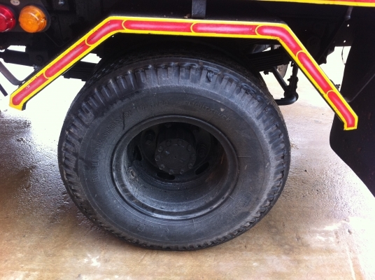 ISUZU NPR (ดั้มอลูมิเนียม) ISUZU NPR (ดั้มอลูมิเนียม)