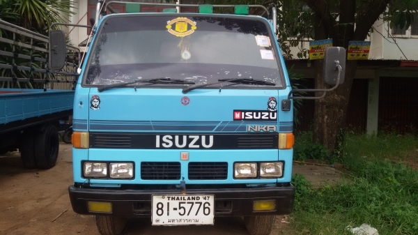 (ร้านรุ่งโรจน์ 082-1057078)ขาย 6ล้อ   isuzu NKR110แรงรถห้างแท้ สวยๆ*(ลูกค้าอุดรมารับรถแล้ว) ครื่องแน่นๆ(ไม่มีไอ)แชสซีสวยๆทั้งเส้น ช่งล่างแน่นสภาพพร้อมใช้งานได้เลย พร้อมโอนทั่วไทย