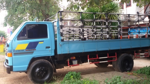 (ร้านรุ่งโรจน์ 082-1057078)ขาย 6ล้อ   isuzu NKR110แรงรถห้างแท้ สวยๆ*(ลูกค้าอุดรมารับรถแล้ว) ครื่องแน่นๆ(ไม่มีไอ)แชสซีสวยๆทั้งเส้น ช่งล่างแน่นสภาพพร้อมใช้งานได้เลย พร้อมโอนทั่วไทย