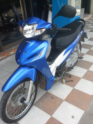 Honda Wave 110 i ปี 2556 สีน้ำเงินขาว รถสวย ประหยัดน้ำมัน พร้อมใช้