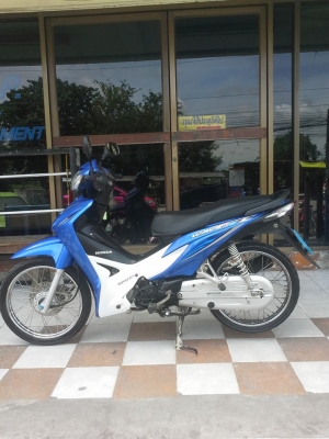 Honda Wave 110 i ปี 2556 สีน้ำเงินขาว รถสวย ประหยัดน้ำมัน พร้อมใช้ Honda Wave 110 i ปี 2556 สีน้ำเงินขาว รถสวย ประหยัดน้ำมัน พร้อมใช้