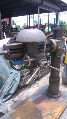 Sell> ขายสว่านแขน/สว่านรัศมี มอเตอร์ 3 แรง ไฟบ้าน 220V. ของใต้หวัน พร้อมใชิ้งานครับ