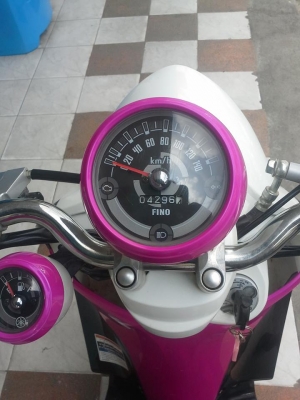 Yamaha Fino Fi ปี 2556 ลาย Fashion รถสวย รุ่นใหม่เป็นระบบหัวฉีดแล้ว Yamaha Fino Fi ปี 2556 ลาย Fashion รถสวย รุ่นใหม่เป็นระบบหัวฉีดแล้ว