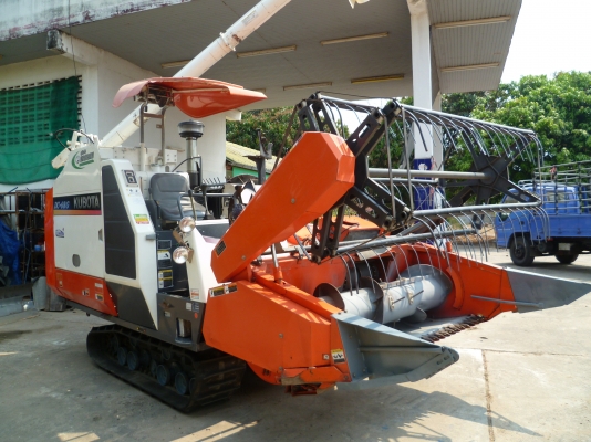 ขายรถเกี่ยวข้าว