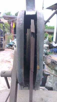 Sell> ขายเครื่องตะไบเหล็ก Amada Japan เครื่องญี่ปุ่น ราคาเบาๆ สภาพเก่าเก็บ ไม่ได้ใช้งานเลยครับ