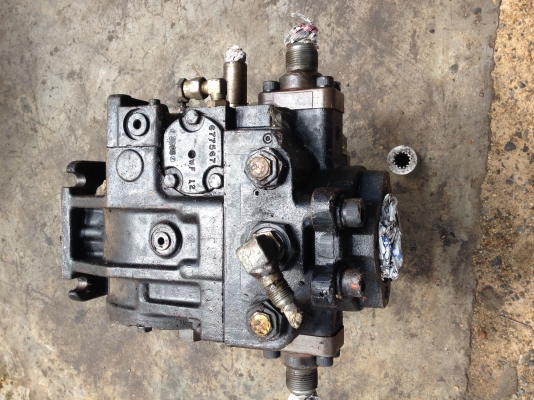 ขายปั้มรถคีบ. Pv075 เทียบเท่าpv22. 35000บาท