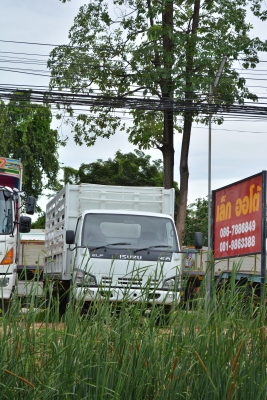 ISUZU NQR 150 hp กระบะเหล็กยาว 5.50 m