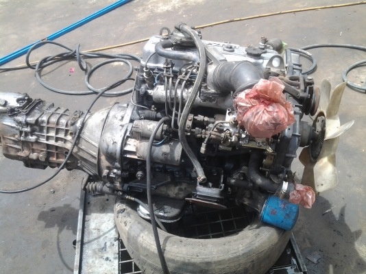 ขายเครื่องอีซูซุENGINE 4FB1 พร้อมเกียร์พร้อมใช้ครับ ขาย 16000 บาทครับ