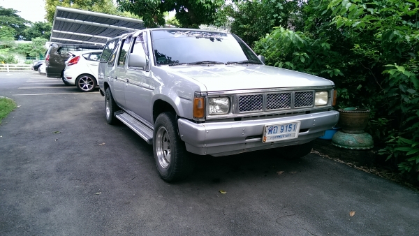 nissan big m แวน