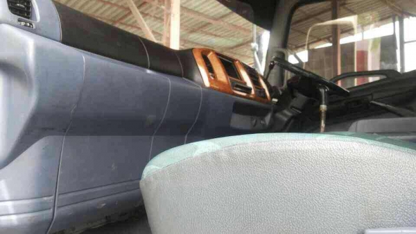 ขายหัวลากฮีโน่ 320 แรง ปี49-50