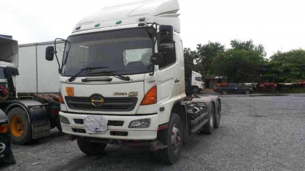 ขายหัวลากฮีโน่ 320 แรง ปี49-50