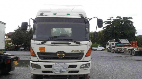 ขายหัวลากฮีโน่ 320 แรง ปี49-50