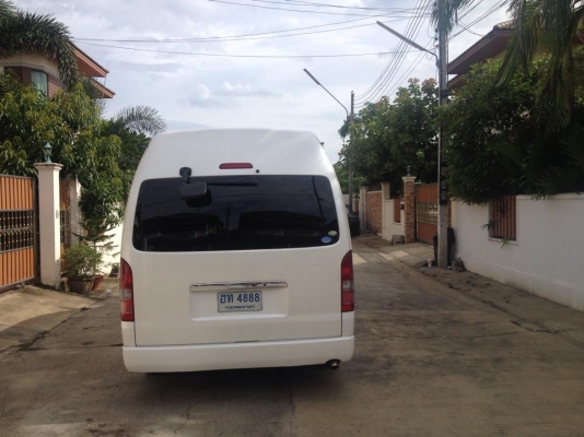 ขายรถ ตู้ TOVOTA commuter D4D 2.5 at 2010