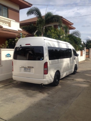 ขายรถ ตู้ TOVOTA commuter D4D 2.5 at 2010