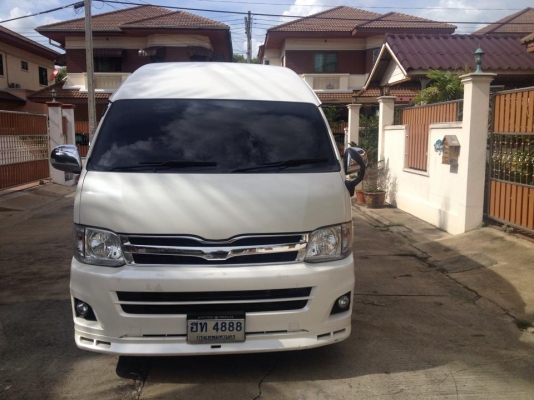 ขายรถ ตู้ TOVOTA commuter D4D 2.5 at 2010