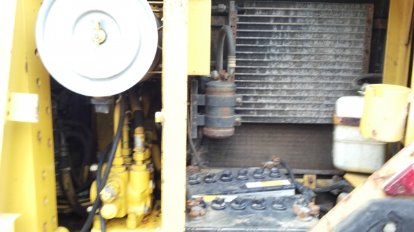 ขายด่วนKOBELCO SK100มาร์คทีซีเรียสูงชั่วโม่งน้อยมีผานใบดันรถนอกไม่เคยใช้งานเมืองไทยเลย