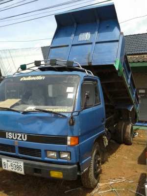 NPR &amp; NKR.    ตามสภาพ วิ่งได้ ส่งของได้ ใช้งานปกติ ^__^