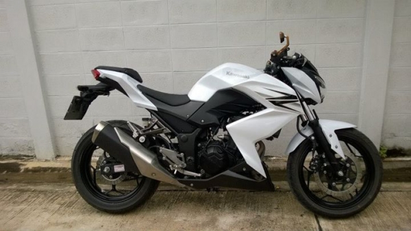 Z250 สภาพออก Showroom วิ่ง 1200 ใหม่กริ๊บ ส่งฟรีทั่วไทย ต่อรองได้