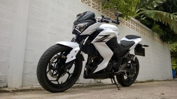 Z250 สภาพออก Showroom วิ่ง 1200 ใหม่กริ๊บ ส่งฟรีทั่วไทย ต่อรองได้