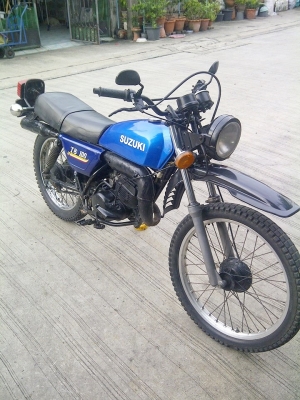 suzuki ts100 no book (ออกใบซื้อขายให้)