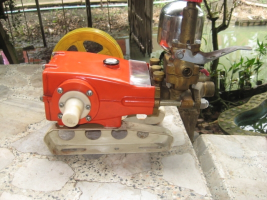 ปรับราคาปั้มอัดฉีด japan จาก 5,500 เหลือ 4,500 ของใหม่ มีตัวเดียวครับ