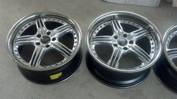 แม็กขอบ 18 กว้างหน้า 9 หลัง 10 ขนาด 5 รู 114 แม็กขอบ 18 กว้างหน้า 9 หลัง 10 ขนาด 5 รู 114