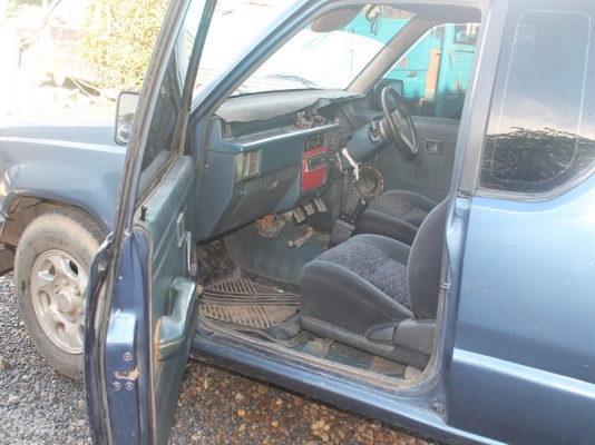 มิตซู แอโร่2500 เครื่องเดิมมอบให้เพื่อนอู่เอาไปใช้บริการอุปกรณ์ลงเล่มแล้วคับ