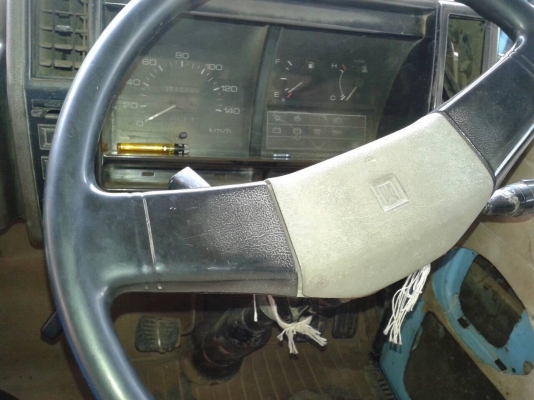 ขายครับNKR ปี31รถห้างแท้เครื่องดีแคชชีเก็บงานด้านซ้ายหัวต้องเก็บงานกระบะสวยยางทิ้ง6เส้นสนใจโทรครับ