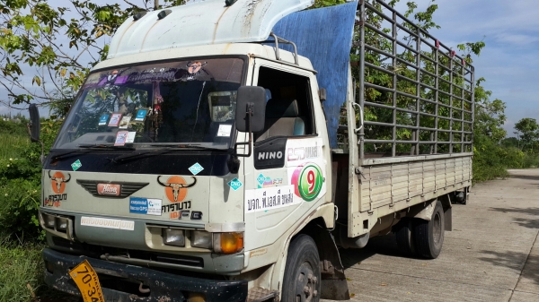 ขาย6ล้อฮีโน่ ซุปเปอร์เสี่ย FB2W ยาว 5เมตร เครื่องWO4D 120แรงม้า ยางเลเดี่ยนดีดี6เส้น  สภาพดี รถออกห้งแท้ๆ