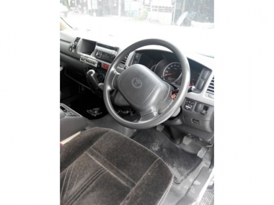 รถตู้ Commuter หลังคาสูง 2.5 ปี 2009 แต่ง Vip เกียร์ MT เครื่องเสียงครบ แอร์เย็น เครื่องดี สีสวย เอกสารครบ สนใจโทรมาคุยรายละเอียดกันครับ รถตู้ Commuter หลังคาสูง 2.5 ปี 2009 แต่ง Vip เกียร์ MT เครื่องเสียงครบ แอร์เย็น เครื่องดี สีสวย เอกสารครบ สนใจโทรมาคุยรายละเอียดกันครับ