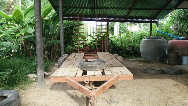 ขายด่วนรถเกี่ยวข้าวDc60plus ปี54+พร้อมพ่วงลาก ราคา 419000 บาท