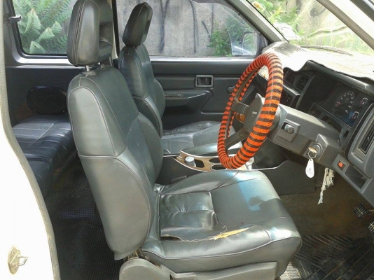 รถสวยเดิมมือเดียวป้ายแดงรถไม่เคยชนเดิมๆเครื่องดีคันซีสวยสุดๆปี94ไม่มีผุช่วงล่างขี่ดี(มีเบอร์บ้าน