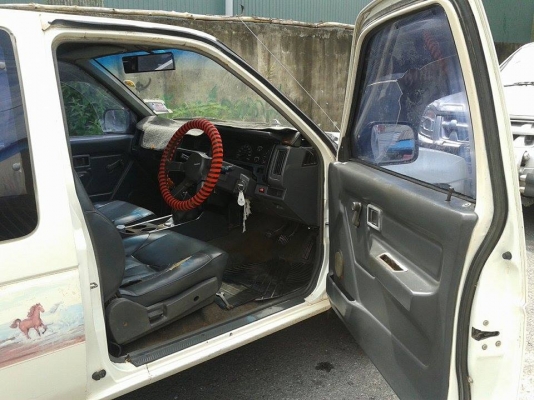 รถสวยเดิมมือเดียวป้ายแดงรถไม่เคยชนเดิมๆเครื่องดีคันซีสวยสุดๆปี94ไม่มีผุช่วงล่างขี่ดี(มีเบอร์บ้าน