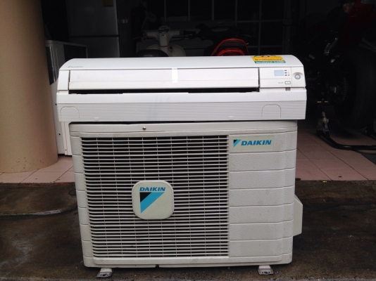 **** ขายแอร์ DAIKIN 13000 BTU สภาพสวย ****